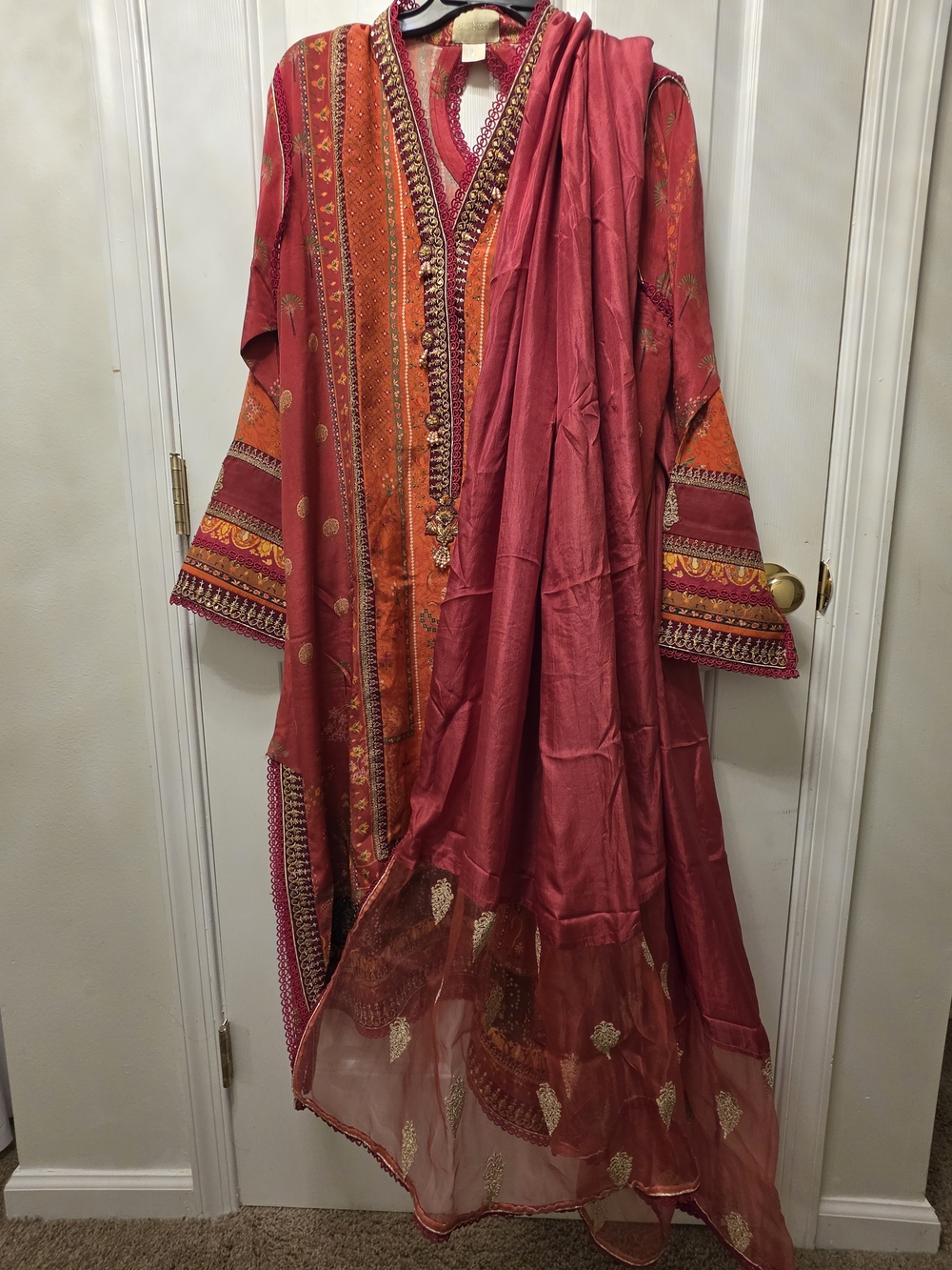 Original Farah Talib Aziz Digital Silk Shirt And Dupatta With Embroidery Detaili